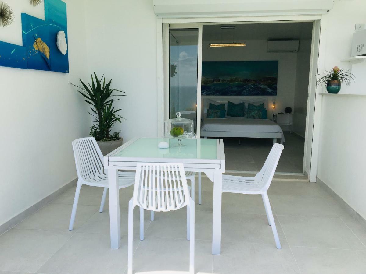 Studio Cozy Melissa Elegance - Guadeloupe , Le Gosier , Dampierre - Avec Pleine Vue Mer - Ocean A 180 Degres Le Gosier (Grande-Terre) Exterior photo